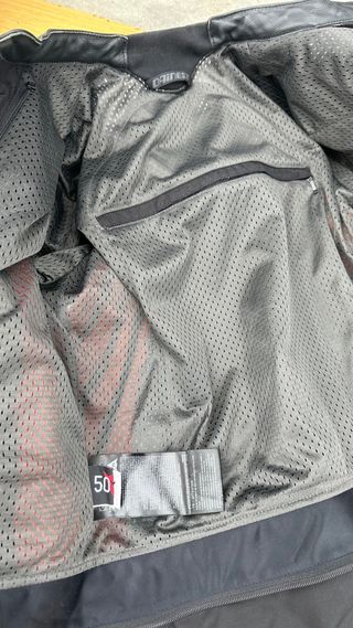 Chaqueta y pantalon piel Dainese traje moto