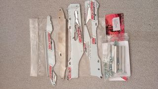 Husqvarna moto protector radiador+varios