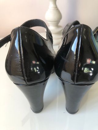 Zapatos charol negros T39