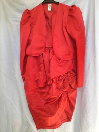 Vestido palabra de honor  
rojo
