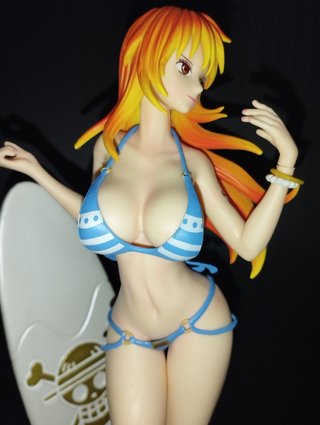 Nami surfera- One Piece