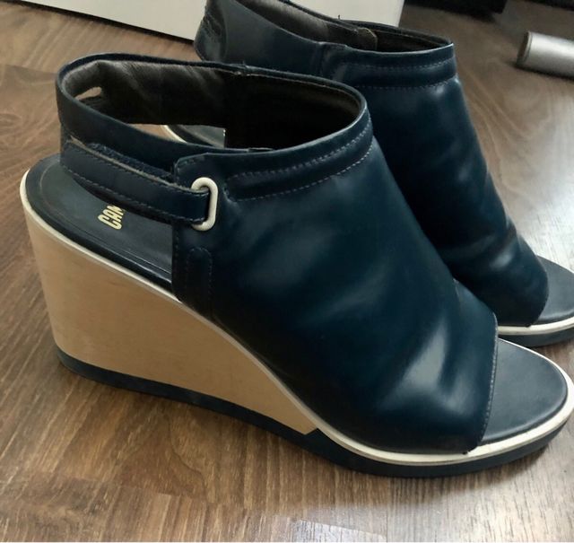 Sandali blu marino marca Camper