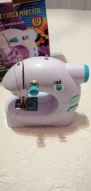 Máquina de coser portátil 