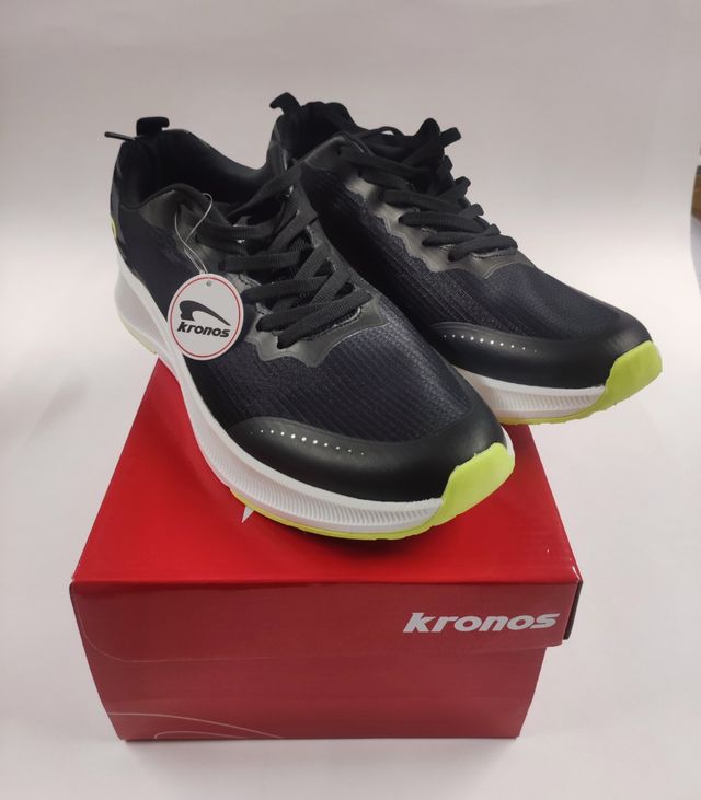 Scarpe Kronos taglia 44 Nuove