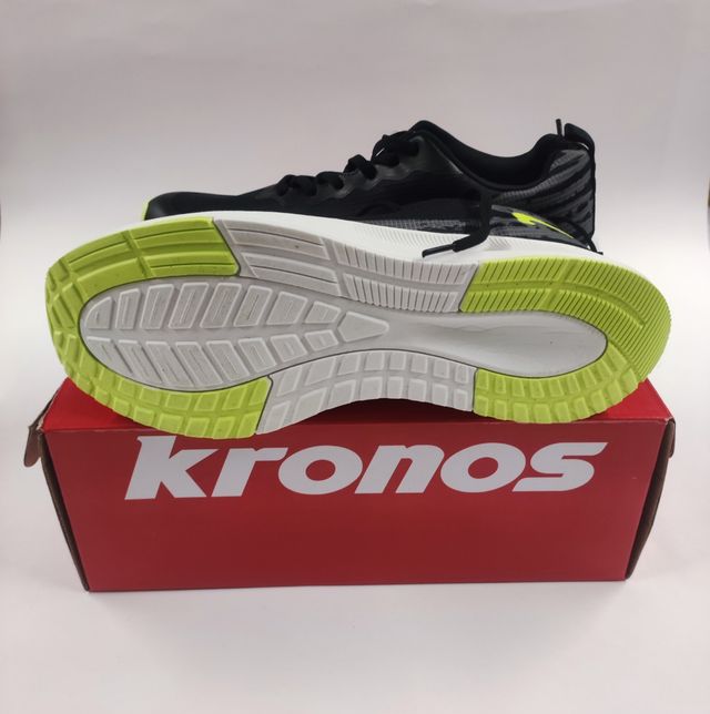 Scarpe Kronos taglia 44 Nuove