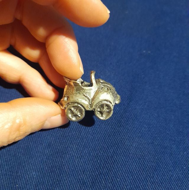 macchinina in argento 800