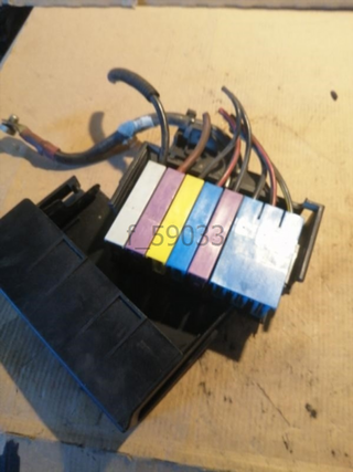 Caja de reles / fusibles Opel Astra G (199 f_59033