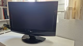 Televisor LG Full HD de 28"