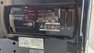 Televisor LG Full HD de 28"