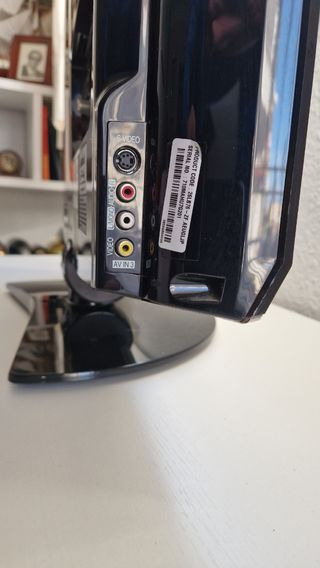 Televisor LG Full HD de 28"