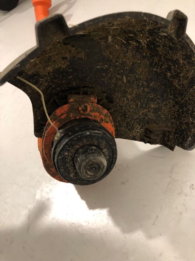 Corta bordes eléctrico Black&Decker