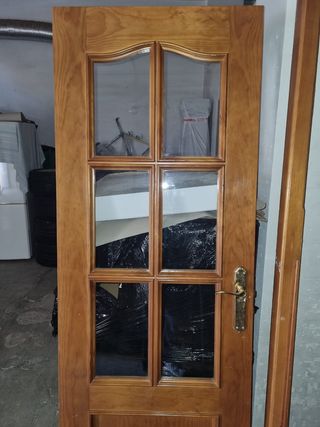 PUERTA INTERIOR DE CRISTAL 