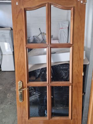 PUERTA INTERIOR DE CRISTAL 