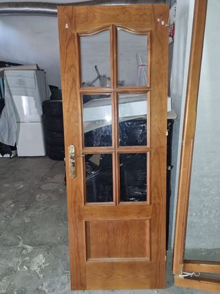 PUERTA INTERIOR DE CRISTAL 