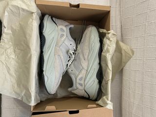 Yeezy Boost 700