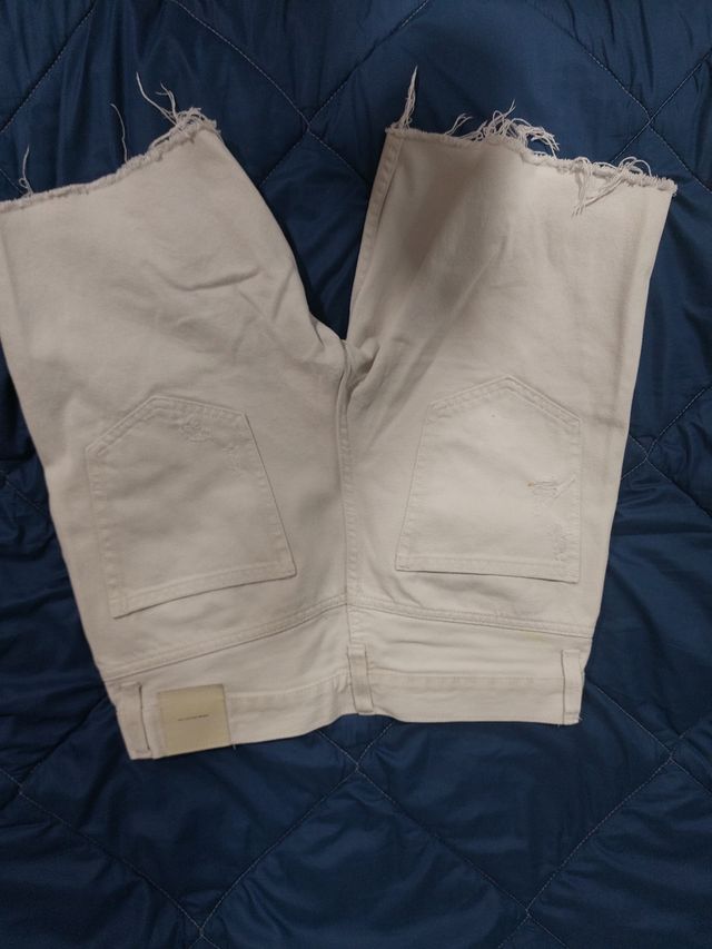 Pantalon vaquero corto