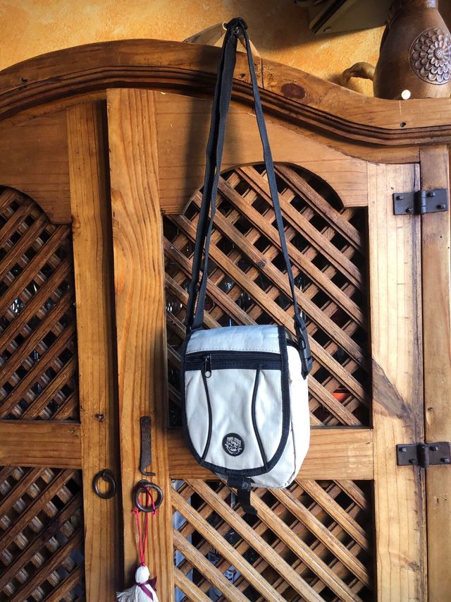 Bandolera/ riñonera unisex preciosa