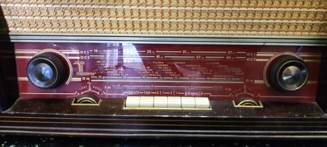 Radio a valvole Philips anni 50/60