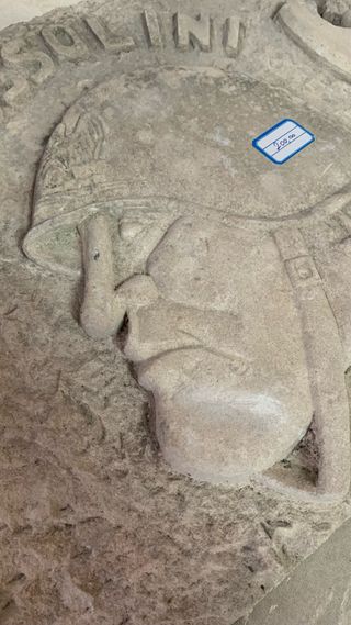 Bassorilievo in pietra primi anni 40/45