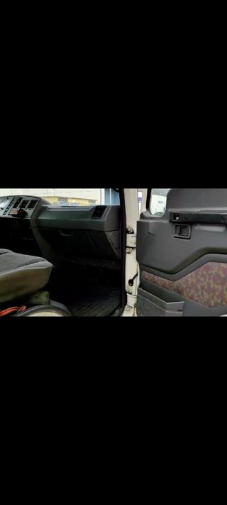 Grúa portacoches Nissan Ecot 135