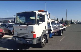 Grúa portacoches Nissan Ecot 135