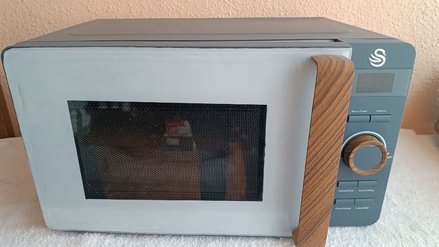 Microondas Swan