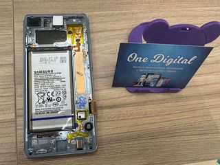 Service pack per lo schermo per Samsung S10 Plus.