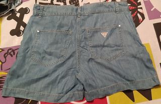 Pantalones cortos GUESS