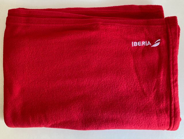 Coperta Iberia Airlines rossa dim. 160 x 100 cm.