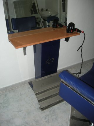 `mobiliario de peluqueria
