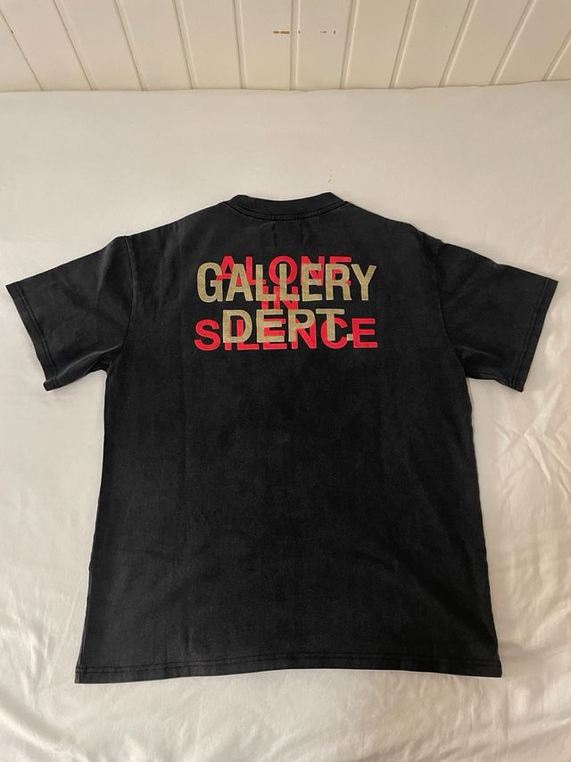 Camiseta Gallery Dept.