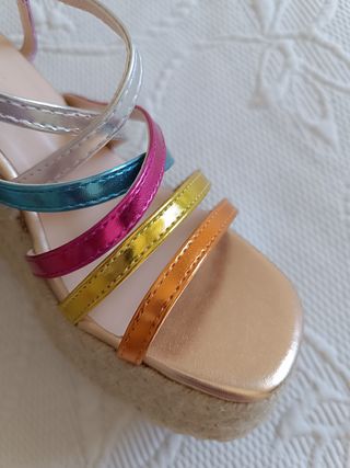 Cuñas yute colores metalizados 