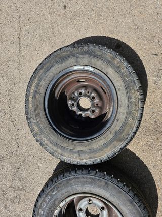 2 ruedas Mercedes MB100-140 "185"R14C