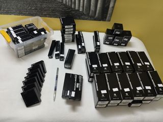 Maquillaje + Expósitor