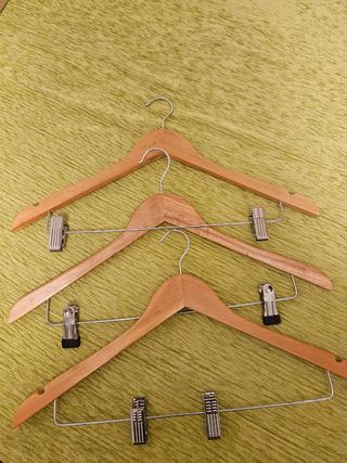 Pack perchas traje con pinza