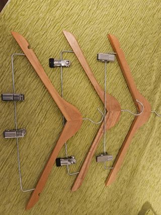 Pack perchas traje con pinza