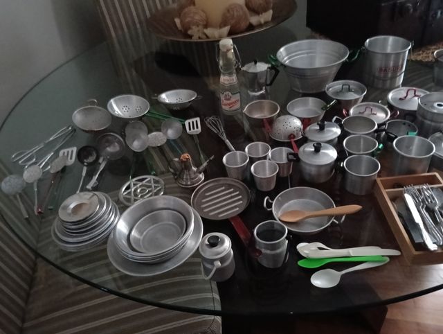 Cacharritos juguete muy antiguos.