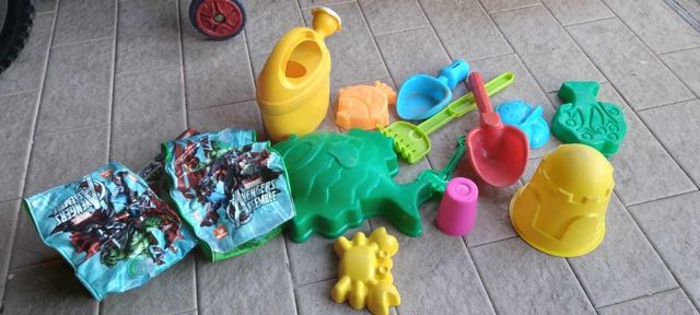 Lotto giochi da spiaggia