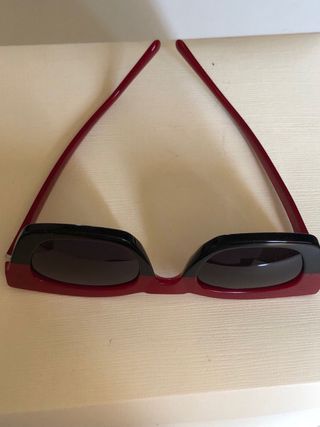 Occhiale sole bicolorerosso nero