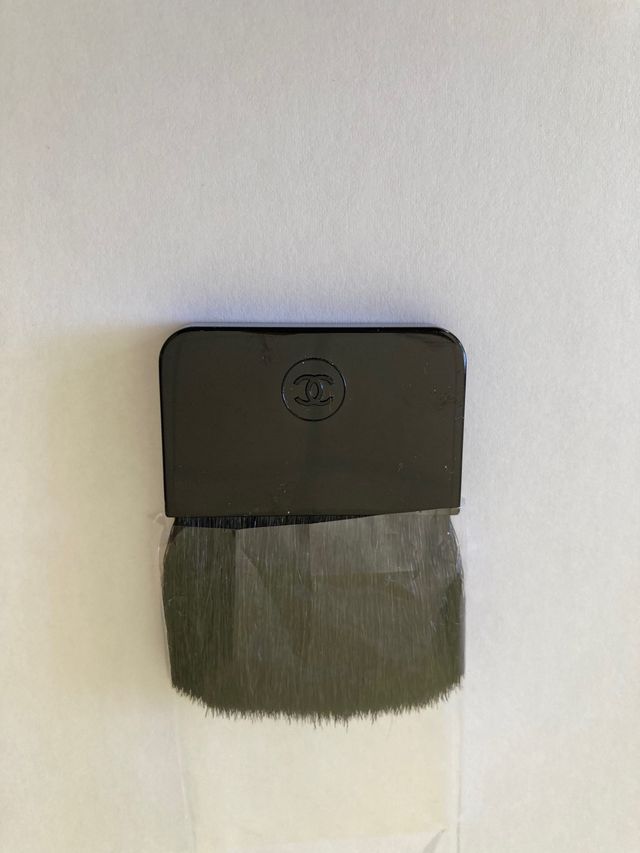 Brocha Chanel negra plana Sin estrenar 