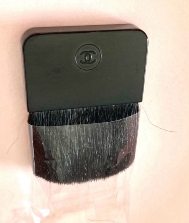 Brocha Chanel negra plana Sin estrenar 