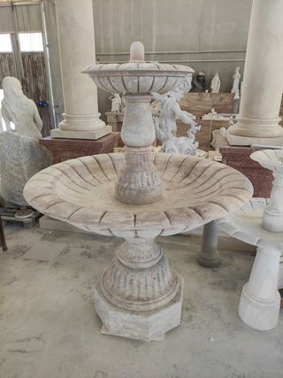 Fuente en piedra natural