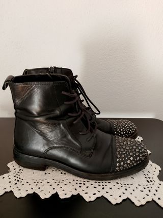 Stivaletti donna n 35