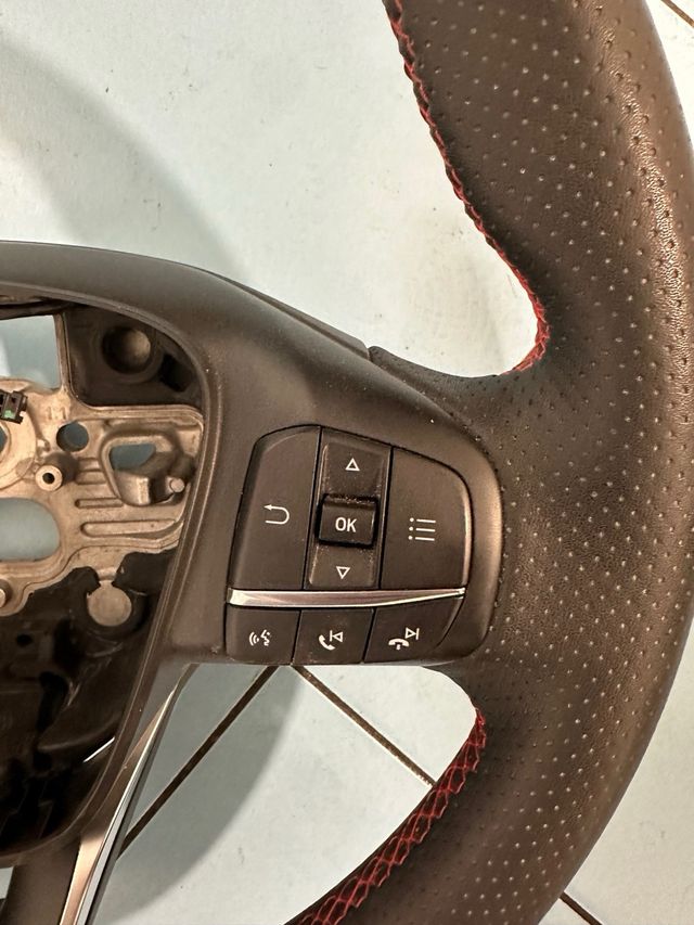 Volante Ford Kuga/Focus