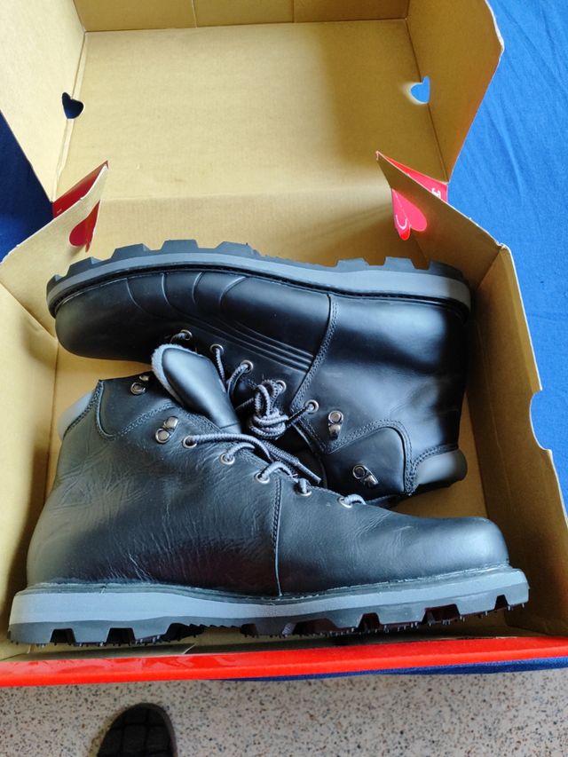 Botas puma piel talla 46