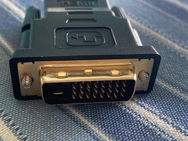 Adaptador de DVI a HDMI