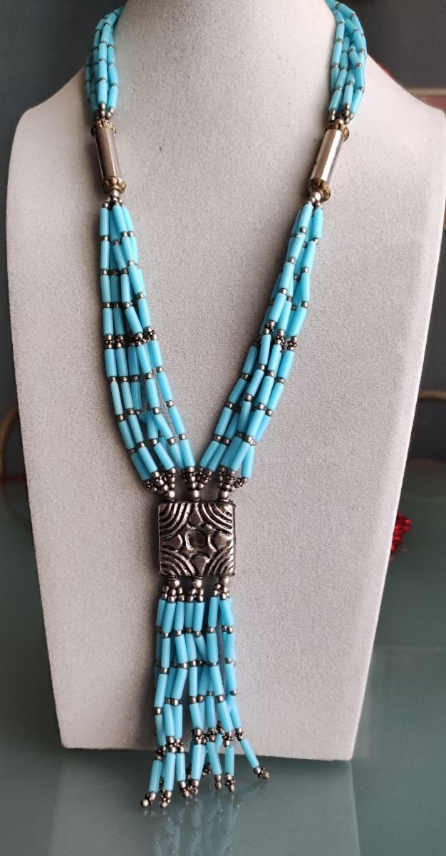 Collana turchese in howlite e argento