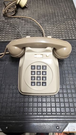 Telefono bigrigio