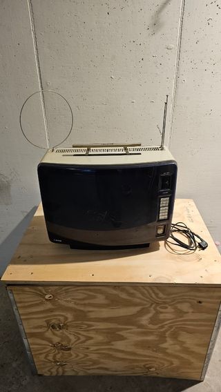 Televisore emerson anni 70