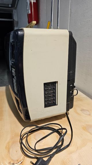 Televisore emerson anni 70